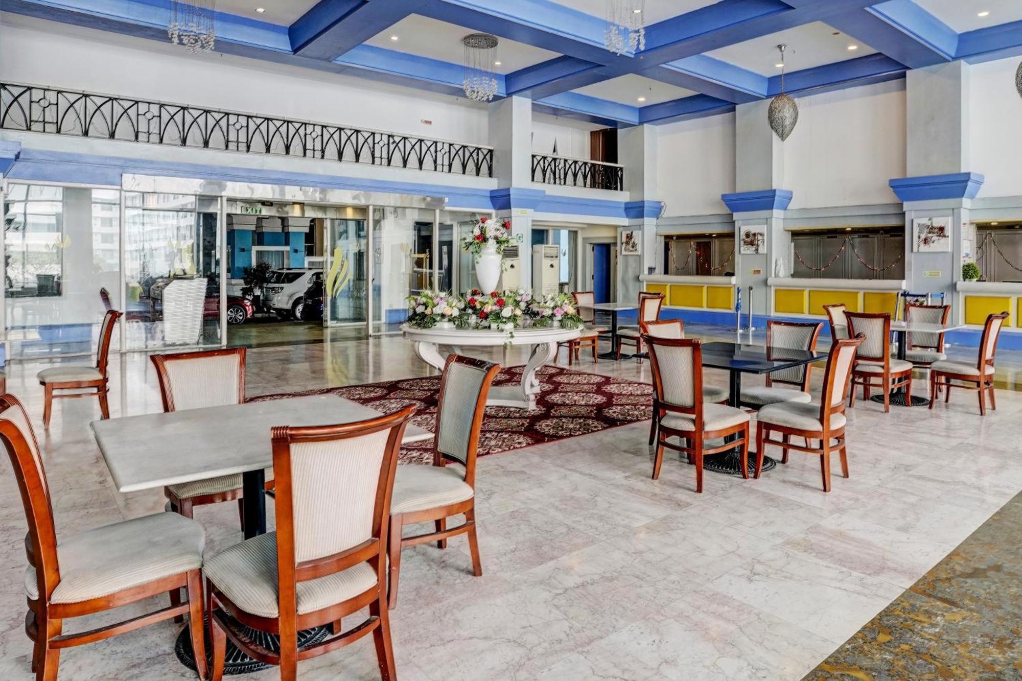 Townhouse 809 Royal Palms Hotel - Rose Collection ムンバイ エクステリア 写真
